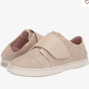 . OluKai Pehuea Loupili Black Monstera/Off White Hook & Loop Sneakers Wm…